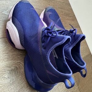 Women’s NIKE Air Zoom SuperRep size 8